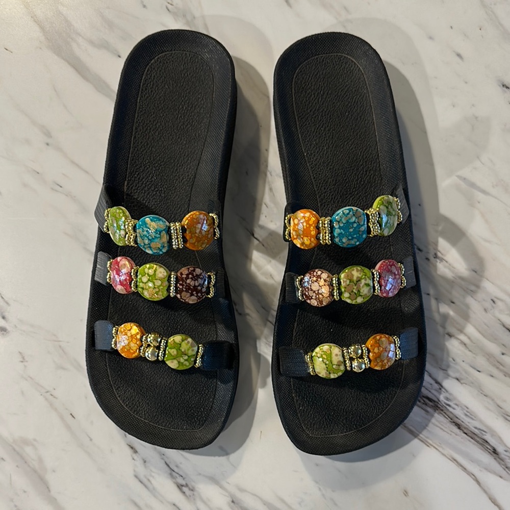 Kohl's Black Sandals with Multicolor Accents Women
